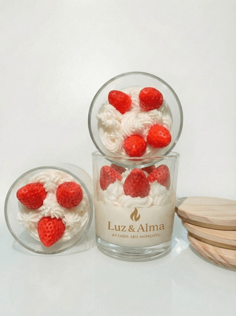 Vela mousse de morango